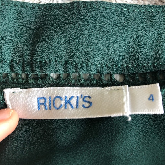 Emerald Green Dress - Picture 3 of 3